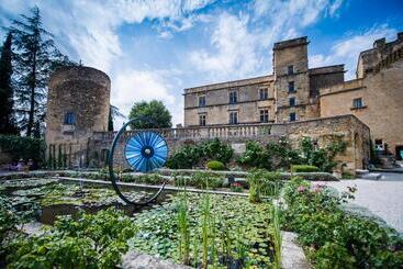 Otel Camping Les Hautes Prairies