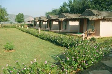 渡假胜地 Dera Village The Clement Retreats