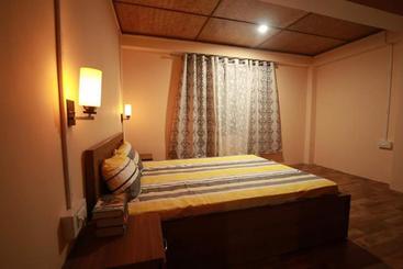 هتل Vamoose Zimchung