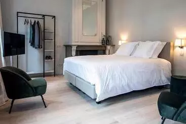 Bed & Breakfast Jezuietenplein 21