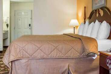 Otel Quality Inn Broken Arrow  Tulsa