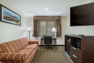 فندق Quality Inn