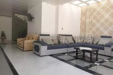 هاستل Hostal Alvasar