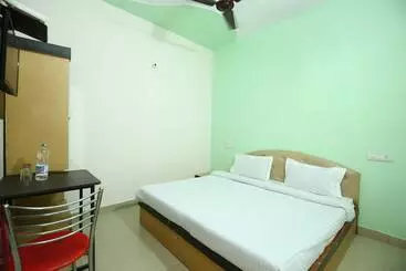 Hotel Spot On 38121 Sunshine Lodge