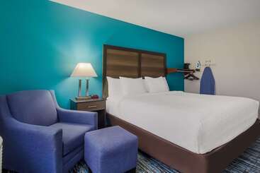 Отель Clarion Pointe Harrodsburgdanville