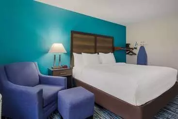 Hotel Clarion Pointe Harrodsburgdanville