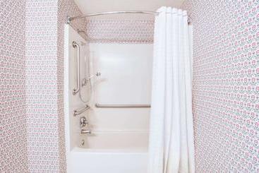 Отель Country Inn By Carlson