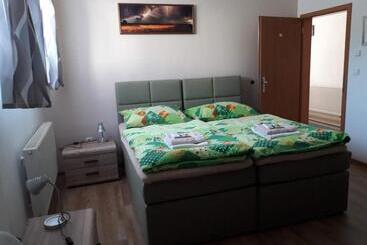 Pensió Penzion Na Hrazi