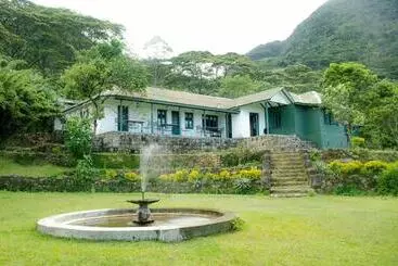 Hotell Sir Johns Bungalow