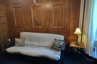 הוסטל The King George Inn