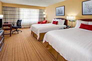 فندق Courtyard Tampa Brandon