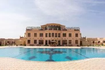 Hotelli Al Bada Resort