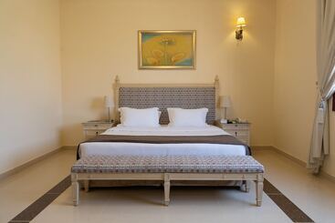 בית מלון כפרי Al Bada Resort