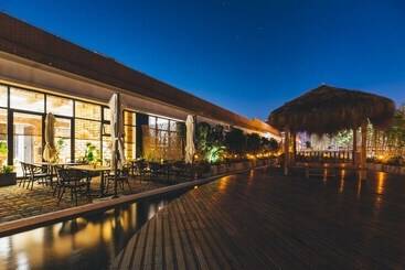 Atour Hotel North High Speed Railway Station Xi An