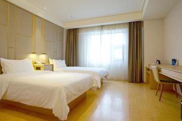 هتل Ji  Shanghai Jinqiao International Commercial Plaza