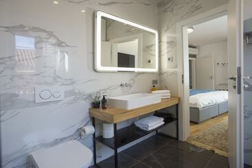 Panzió Luxury Rooms Paula