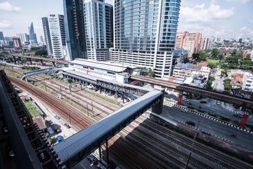 Hotell The Establishment By Luxury Suites Asia