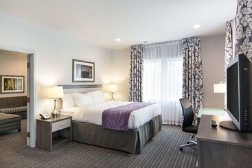 هتل Comfort Inn Williamsburg Gateway