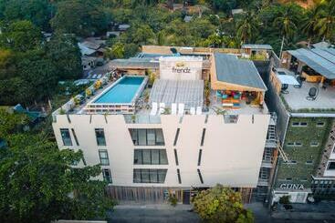 Frendz Hostel El Nido