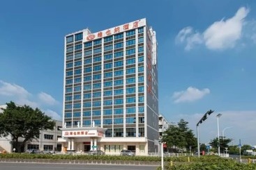 Hotel Vienna  Gongming Huicheng Store