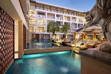 Hotel Royal Suites At The Bandha