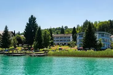 Strandhotel Schabus