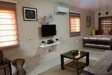 Hotel Evangeline Garden And Lodge