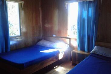 Pensió Mother Mary Inn