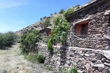 Refugio Arrabales De La Alpujarra Hostel