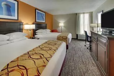 Отель Pear Tree Inn St. Louis Arnold