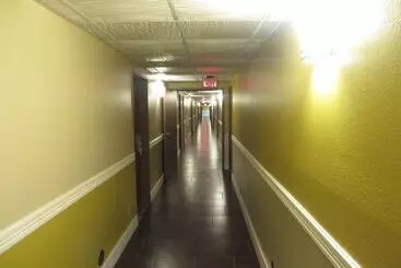 فندق Riverside Suites