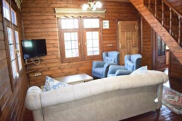 هتل Zahi Bungalov