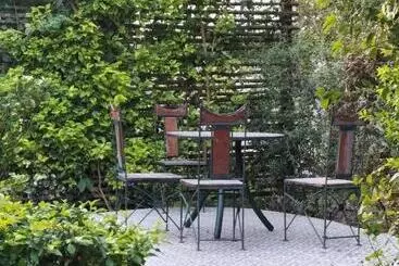 Pension Sunbirds Chobe