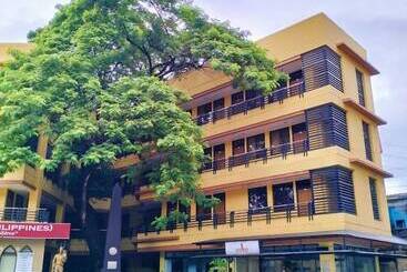 Arzo Hotel Grand Lodge