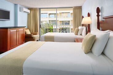 Ewa Hotel Waikiki