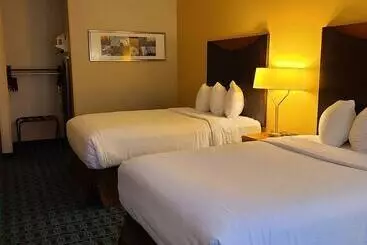 酒店 Fairfield Inn & Suites Hattiesburg / University