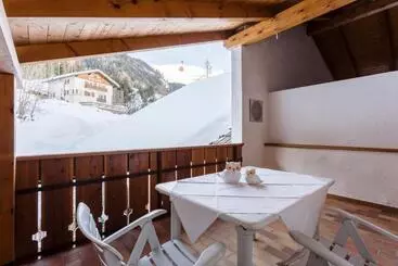 アパートホテル Am Rainell Hof