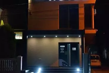 تختخواب و صبحانه Garni Hotel Kaća