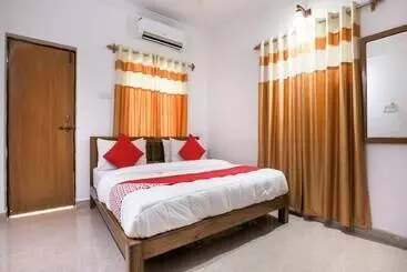 Otel Rosy Guest House By Oyo