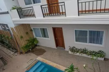 Hai De Lara Hotel   Hostel