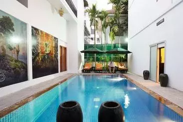 Hotel De La Chheng