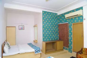 ホテル Riya Palace