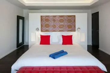 آپارتمان‌های توریست‌ها Villa Cairn