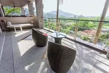 Turista apartmanok Kamala Villa Hill
