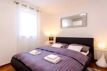 Pensionat Apartments And Rooms With Wifi Split   16550
