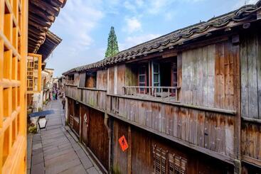 پانسیون Dongzha Renjia Inn