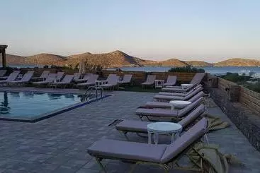 پانسیون Elounda Ocean View Suites