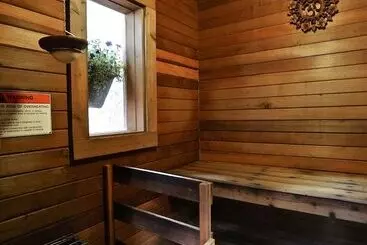 בית מלון כפרי Frisco Inn On Galena