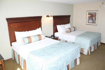 בית מלון כפרי Suburban Studios Branson On The Strip