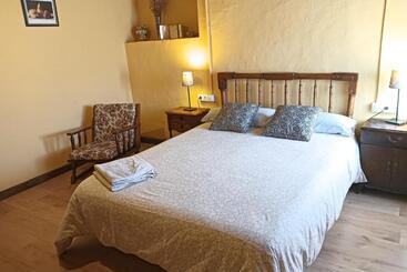 بيت ريفى Masia La Canal